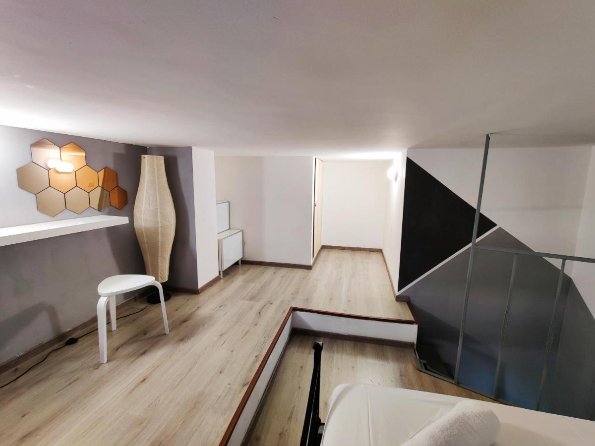 What An Up Apartment Mailand